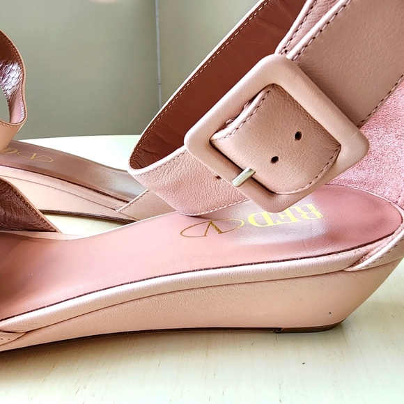 VALENTINO RED - Picture 4 of 11